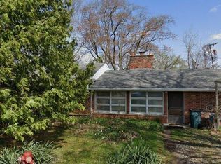 1073 Kelley St, Troy, MI 48083