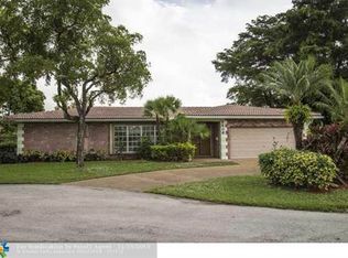 5506 Water Oak Cir, Tamarac, FL 33319