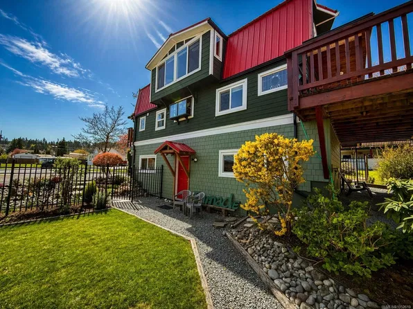 1547 Joan Ave, North Cowichan, BC V0R 1R0