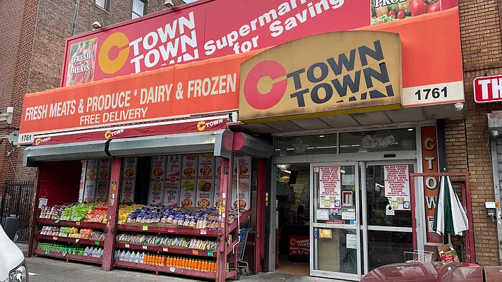 Rented by Compass | media 13