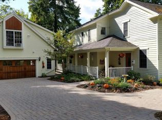 158 E Genesee St, Skaneateles, NY 13152