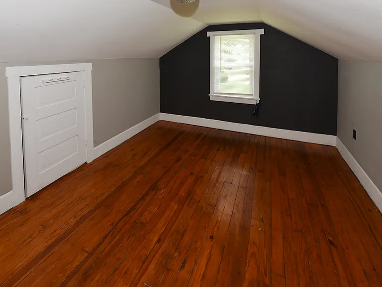 Bedroom1 - Under Eave Storage