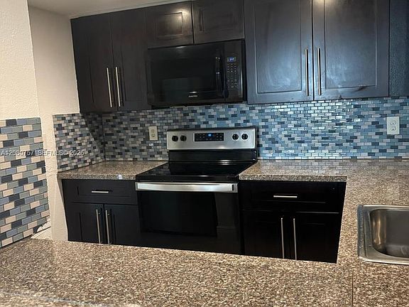 4th image of 6970 NW 186th St APT 3-505