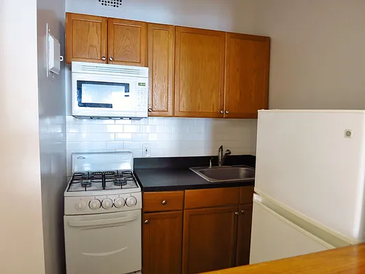 Rented by City & Suburban | media 10