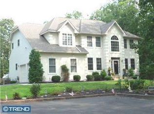 312 Oak Shade Rd, Shamong, NJ 08088