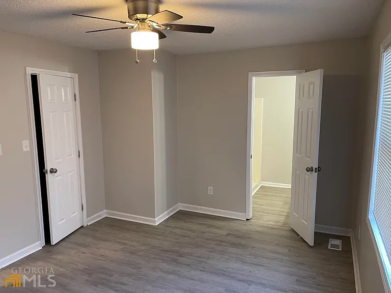 907 Silverwood Dr #907 — Photo 14