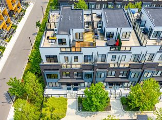 1155 Stroud Ln #2, Mississauga, ON L5J0B3