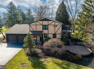 661 Clemens Rd, Telford, PA 18969