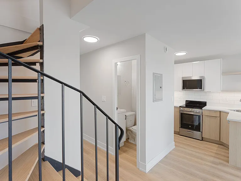 The Duplex Tower — Photo 65