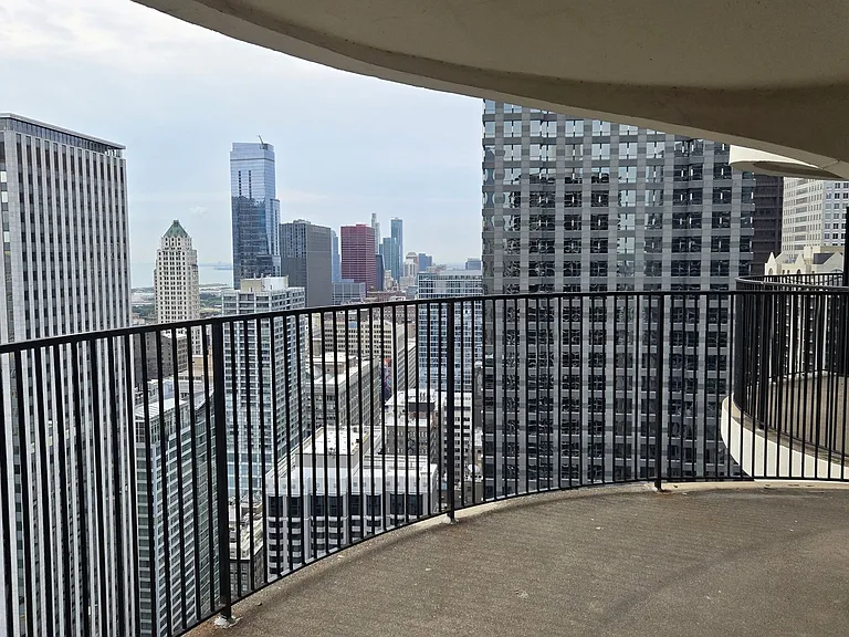 300 N State St #5009 — Photo 15