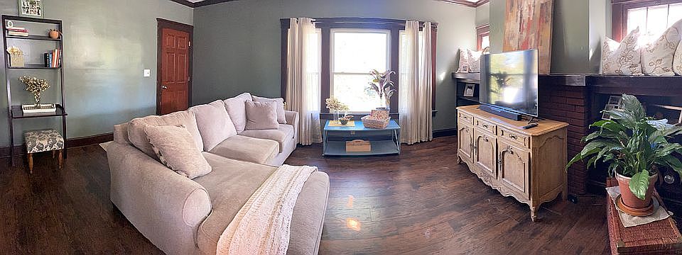 1st image of 1556 Parkwood Rd #2