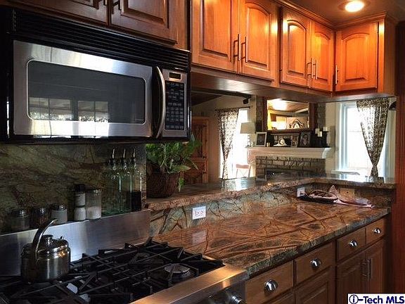 4th image of 905 N Damato Dr