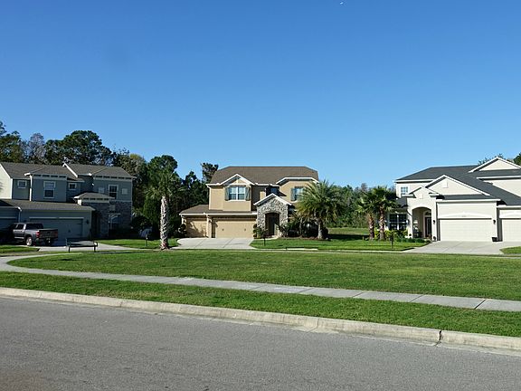 2nd image of 27768 Autumn Breeze Cir