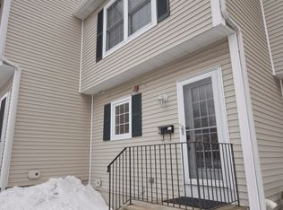 17 Andover St UNIT 2, Peabody, MA 01960