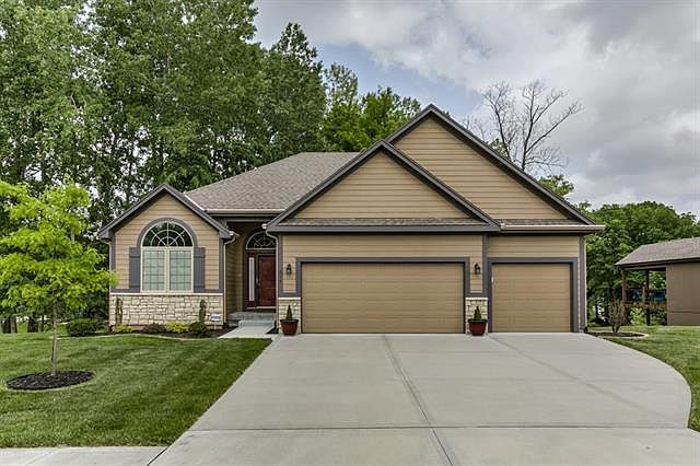 1st image of 6141 N Green Hills Ln