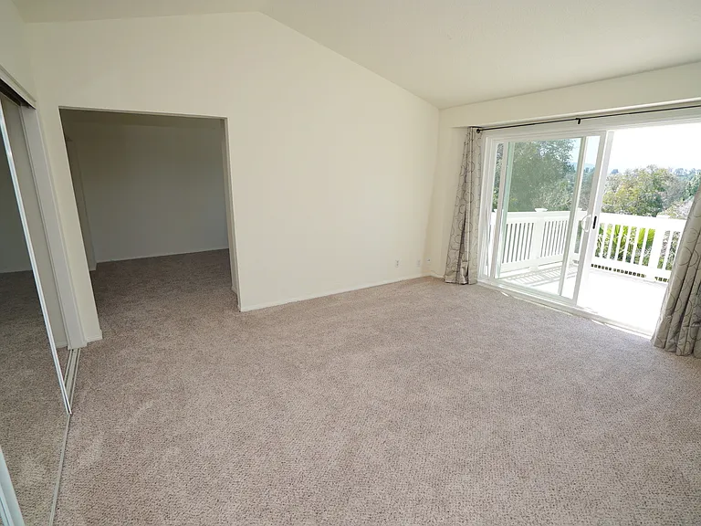 27727 Spandau Dr — Photo 16
