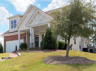 3239 Nottinghill Rd, Fayetteville, NC 28311