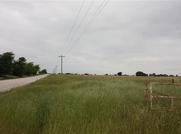 3rd image of 289 County Road 307