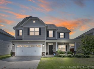 5213 Whiskery Ln, Hope Mills, NC 28348