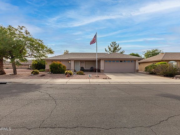2nd image of 10933 E MEDINA Avenue