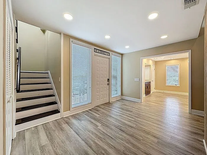 6846 Lake View Dr — Photo 7