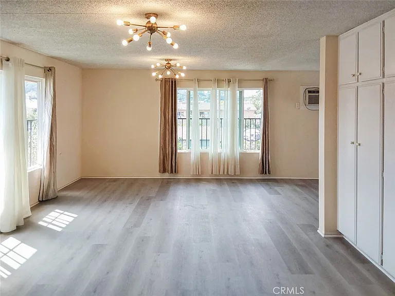 1006 Boynton St #2 — Photo 11