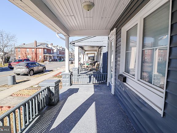 3rd image of 367 Norway St