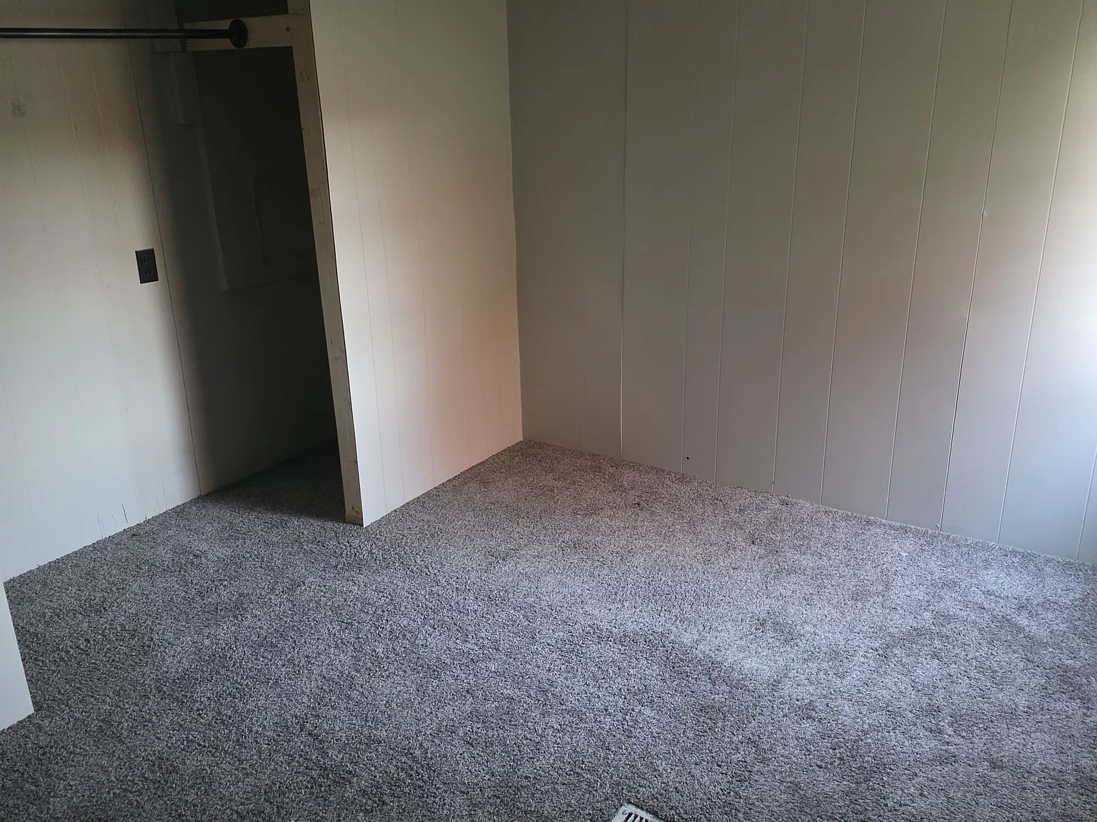 2 bed, 720 sqft, $850 — Photo 1