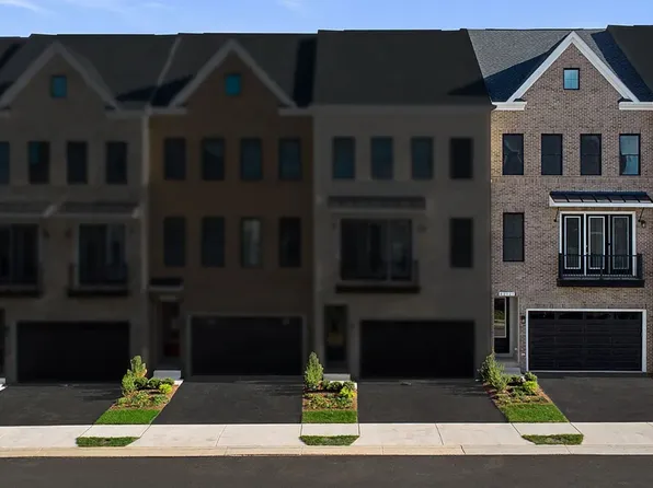 42121 Picasso Sq, Ashburn, VA 20148
