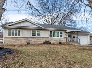 45 Ohio Dr, Decatur, IL 62526