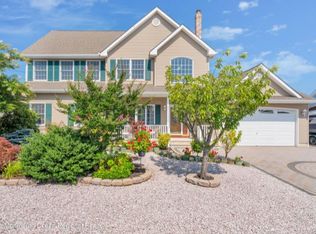 809 Spar Dr, Forked River, NJ 08731