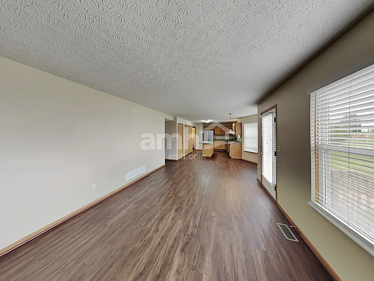 7630 Blacklick Ridge Blvd — Photo 8