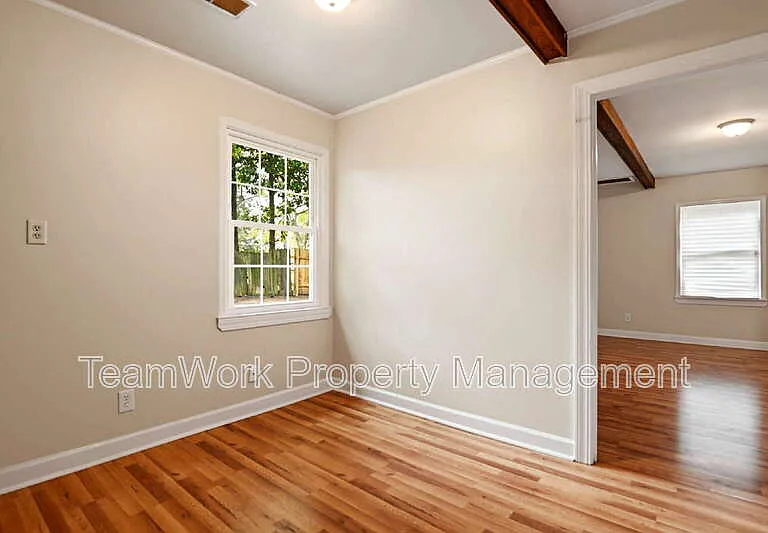 4467 Donwood Cir — Photo 11