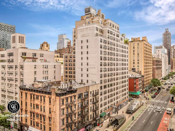 233 East 70th Street image 1 of 7