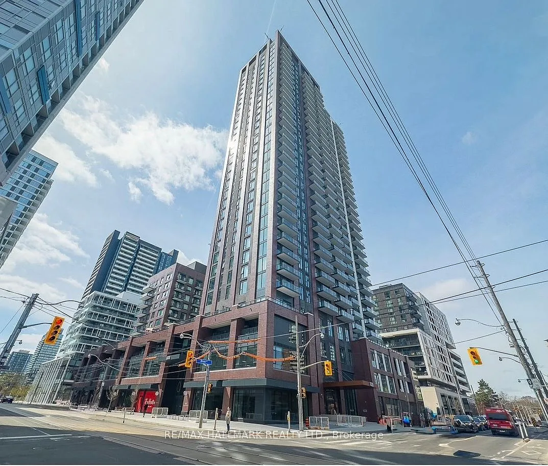 130 River St #3201 photo 1