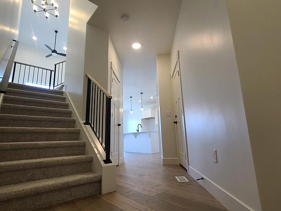 3rd image of 4362 W Hemsley Ln #181