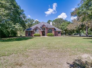 49 Windmill Dr, Hempstead, TX 77445