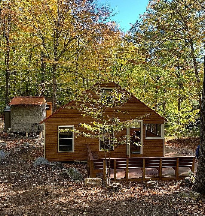 2nd image of 58 Lois Ln