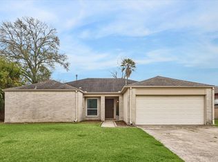 15814 Stonehaven Dr, Houston, TX 77059