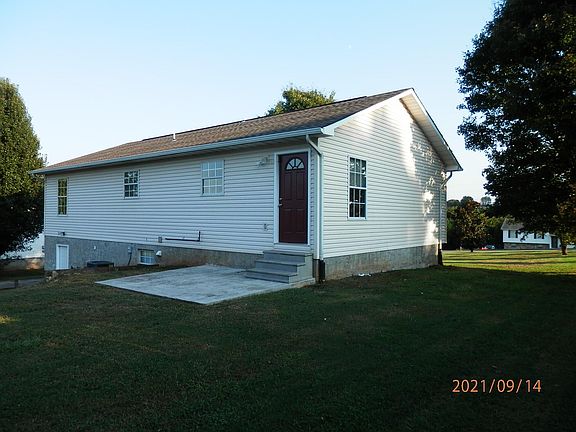 2nd image of 693 Ross Dr