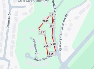 700 Spring Garden Dr, Saint Louis, MO 63137