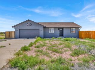 996 S Honeysuckle Dr, Pueblo West, CO 81007