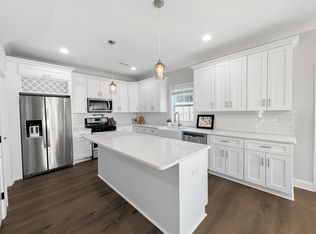 8618 Sharonbrook Dr, Charlotte, NC 28210