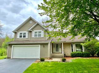 1167 Oakton Ln, Naperville, IL 60540