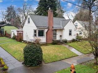 3750 SE Tibbetts St, Portland, OR 97202