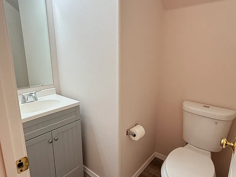 14031 Carolina St — Photo 11
