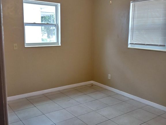 4th image of 4529 22nd St N