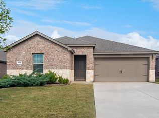 809 Glover Dr, Aubrey, TX 76227