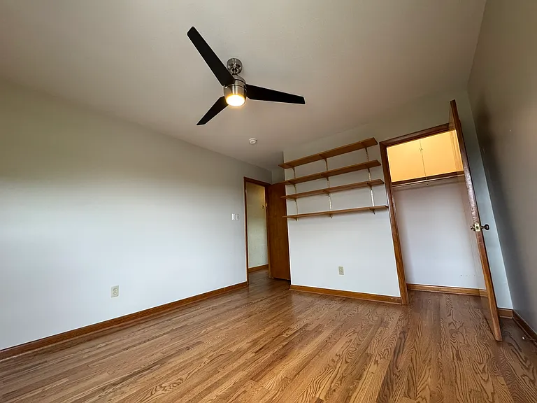 804 Elmwood Ln — Photo 21