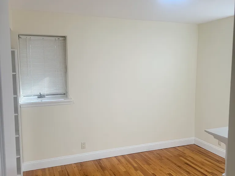 48 Elissa Ln #1 — Photo 6